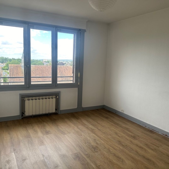  REPUBLIQUE IMMOBILIER : Apartment | SENS (89100) | 77 m2 | 769 € 