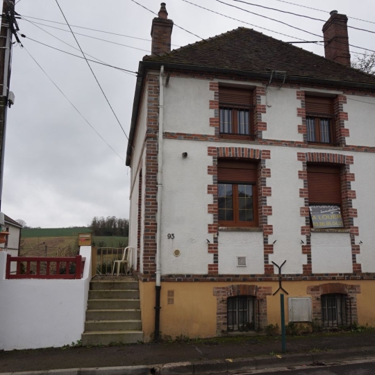 REPUBLIQUE IMMOBILIER : Maison / Villa | PARON (89100) | 57.00m2 | 560 € 