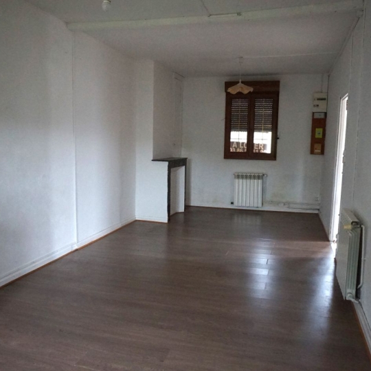  REPUBLIQUE IMMOBILIER : Maison / Villa | PARON (89100) | 57 m2 | 560 € 