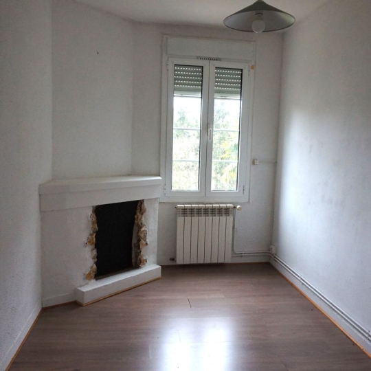  REPUBLIQUE IMMOBILIER : Maison / Villa | PARON (89100) | 57 m2 | 560 € 