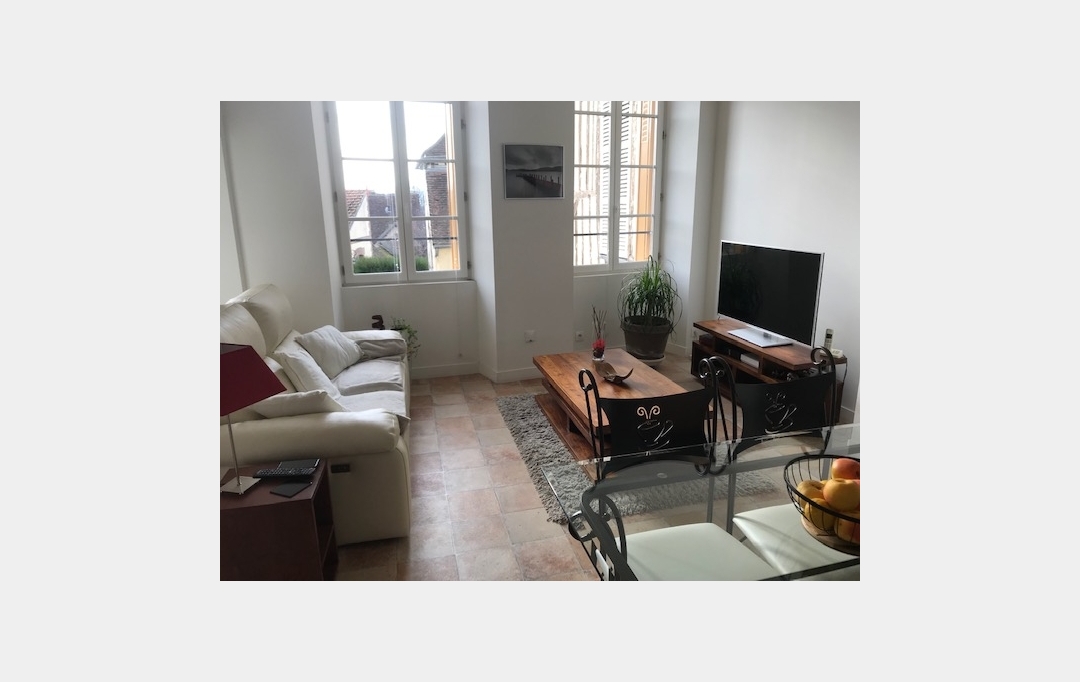 REPUBLIQUE IMMOBILIER : Appartement | JOIGNY (89300) | 81 m2 | 650 € 