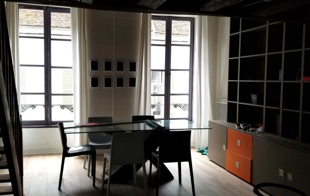 REPUBLIQUE IMMOBILIER : Apartment | SENS (89100) | 54 m2 | 600 € 