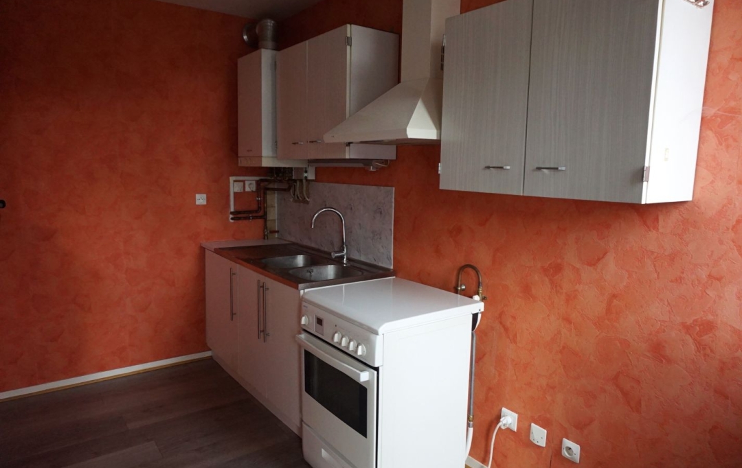 REPUBLIQUE IMMOBILIER : Apartment | PARON (89100) | 46 m2 | 640 € 