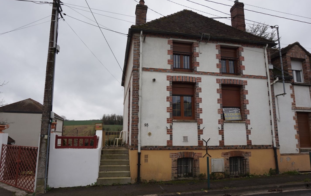 REPUBLIQUE IMMOBILIER : Maison / Villa | PARON (89100) | 57 m2 | 560 € 