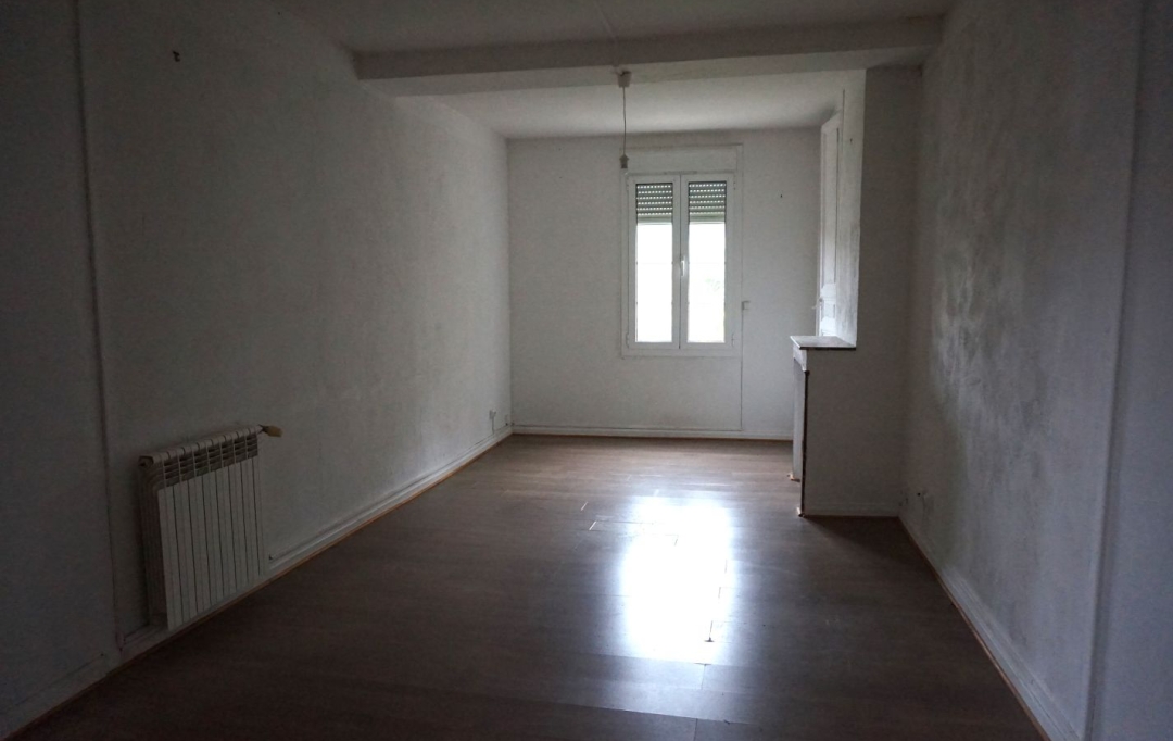 REPUBLIQUE IMMOBILIER : Maison / Villa | PARON (89100) | 57 m2 | 560 € 