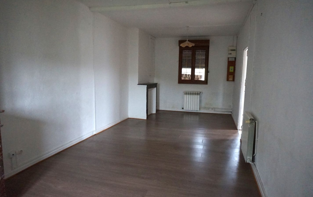 REPUBLIQUE IMMOBILIER : Maison / Villa | PARON (89100) | 57 m2 | 560 € 