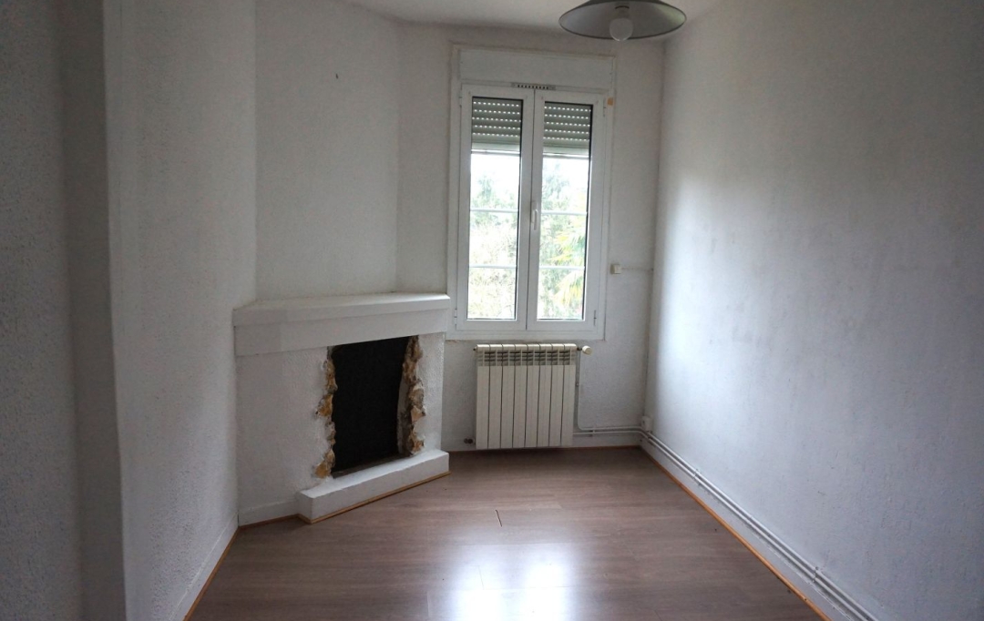 REPUBLIQUE IMMOBILIER : Maison / Villa | PARON (89100) | 57 m2 | 560 € 